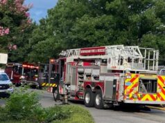 Una persona recibe tratamiento por inhalación de humo tras incendio en Birmingham Una persona recibe tratamiento por inhalación de humo tras incendio en Birmingham