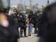 Activistas critican redada migratoria donde agentes usaron camión de mudanzas Activistas critican redada migratoria donde agentes usaron camión de mudanzas