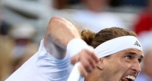 Alcaraz sufre ante Rublev; Sabalenka cae ante Rybakina y dice adiós Alcaraz sufre ante Rublev; Sabalenka cae ante Rybakina y dice adiós