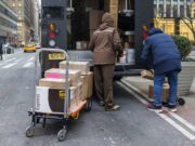 Australia suspende envíos postales a EE. UU. por nuevos aranceles Australia suspende envíos postales a EE. UU. por nuevos aranceles