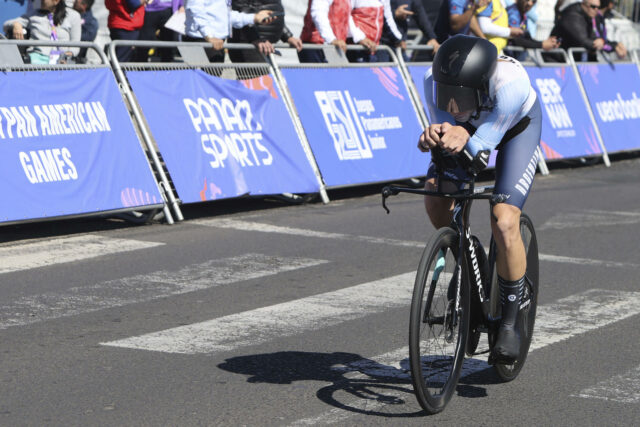 Descalificación polémica causa escándalo en el ciclismo de los Juegos Panamericanos Junior