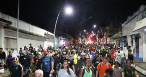 Detienen en México a líder de caravana de migrantes en el sur Detienen en México a líder de caravana de migrantes en el sur