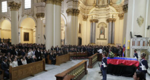 Gobierno colombiano no asiste al funeral de Uribe Turbay a petición familiar Gobierno colombiano no asiste al funeral de Uribe Turbay a petición familiar