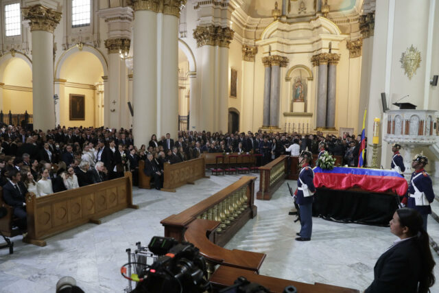 Gobierno colombiano no asiste al funeral de Uribe Turbay a petición familiar