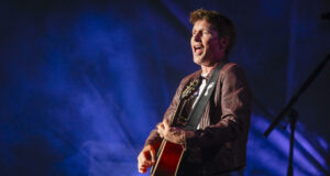 James Blunt deslumbra en Cap Roig con su energía y voz inconfundible James Blunt deslumbra en Cap Roig con su energía y voz inconfundible