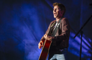 James Blunt deslumbra en Cap Roig con su energía y voz inconfundible James Blunt deslumbra en Cap Roig con su energía y voz inconfundible