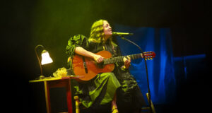 Natalia Lafourcade conquista el festival Cap Roig con dulzura y emoción Natalia Lafourcade conquista el festival Cap Roig con dulzura y emoción