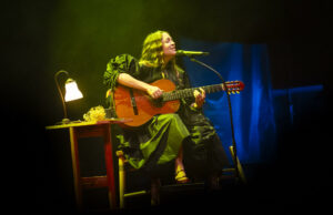 Natalia Lafourcade conquista el festival Cap Roig con dulzura y emoción Natalia Lafourcade conquista el festival Cap Roig con dulzura y emoción