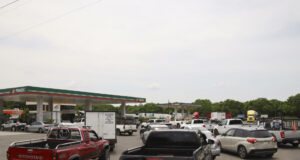 Protestas de jubilados agravan la falta de combustible en la frontera sur de México Protestas de jubilados agravan la falta de combustible en la frontera sur de México