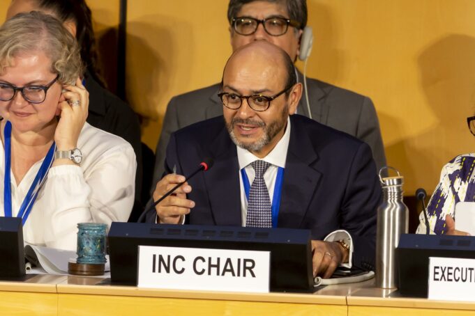 Se reanudan en Ginebra las negociaciones para un tratado global contra el plástico Se reanudan en Ginebra las negociaciones para un tratado global contra el plástico