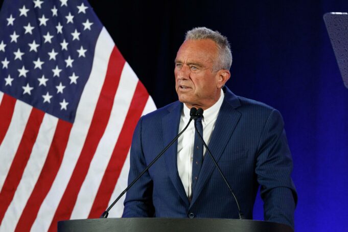 Secretario de Salud de EE.UU. cancela 500 millones para desarrollo de vacunas Secretario de Salud de EE.UU. cancela 500 millones para desarrollo de vacunas