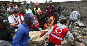 Seis muertos en accidente aéreo de ONG Amref cerca de Nairobi Seis muertos en accidente aéreo de ONG Amref cerca de Nairobi