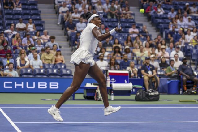Venus Williams, 45, lucha dos horas, pero se despide del US Open