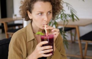 Jugo de vegetales específico podría reducir la presión arterial de adultos mayores Jugo de vegetales específico podría reducir la presión arterial de adultos mayores