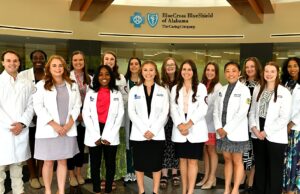 60 médicos de atención primaria ya ejercen en áreas rurales de Alabama 60 médicos de atención primaria ya ejercen en áreas rurales de Alabama