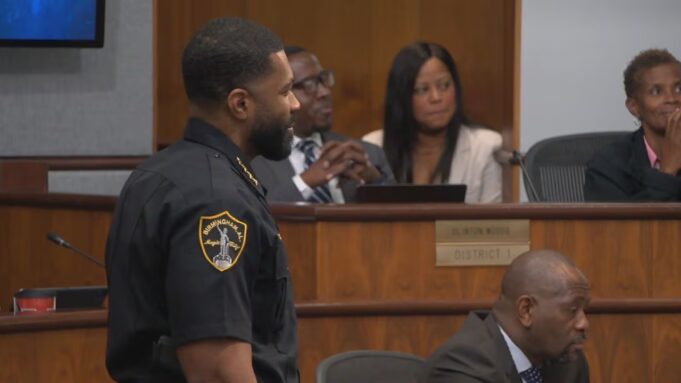 El ayuntamiento de Birmingham aprueba un nuevo contrato de ShotSpotter de $3 millones El ayuntamiento de Birmingham aprueba un nuevo contrato de ShotSpotter de $3 millones