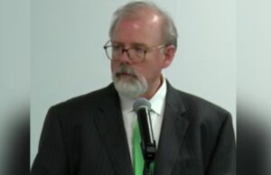 Exabogado demanda a la Junta de Obras Hidráulicas de Birmingham y a sus nuevos miembros Exabogado demanda a la Junta de Obras Hidráulicas de Birmingham y a sus nuevos miembros