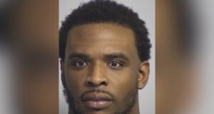 Hombre arrestado tras persecución, tiroteo en un complejo de apartamentos de Tuscaloosa Hombre arrestado tras persecución, tiroteo en un complejo de apartamentos de Tuscaloosa