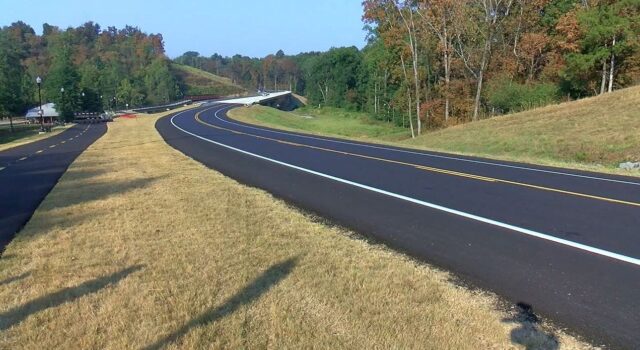 Inauguración de la nueva McWright’s Ferry Road en Tuscaloosa Inauguración de la nueva McWright’s Ferry Road en Tuscaloosa