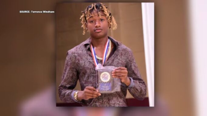 Juez ordena a ALEA mostrar video del tiroteo a Jabari Peoples Juez ordena a ALEA mostrar video del tiroteo a Jabari Peoples