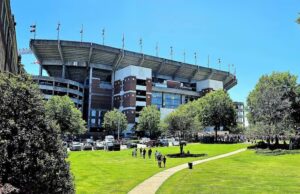 Seguridad de la Universidad de Alabama se prepara para primer partido en casa Seguridad de la Universidad de Alabama se prepara para primer partido en casa