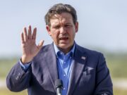 DeSantis propone nuevo centro de detención tras revés judicial en Alligator Alcatraz DeSantis propone nuevo centro de detención tras revés judicial en Alligator Alcatraz