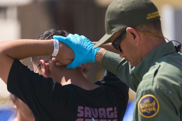 EE.UU. usará cárcel de máxima seguridad de Luisiana para detener migrantes