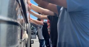 El Gobierno de EE. UU. acelera redadas migratorias en Chicago El Gobierno de EE. UU. acelera redadas migratorias en Chicago