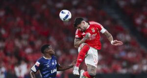 El Santa Clara y el Benfica empatan con un gol en el descuento El Santa Clara y el Benfica empatan con un gol en el descuento