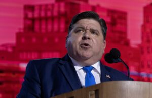 Gobernador demócrata de Illinois rechaza militarización de Chicago ordenada por Trump Gobernador demócrata de Illinois rechaza militarización de Chicago ordenada por Trump