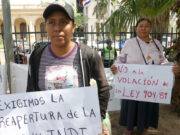 Indígenas y cañeros paraguayos marchan y bloquean carreteras, exigiendo sus derechos Indígenas y cañeros paraguayos marchan y bloquean carreteras, exigiendo sus derechos