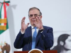 México anuncia consultas para revisar tratado comercial con EE.UU. y Canadá México anuncia consultas para revisar tratado comercial con EE.UU. y Canadá