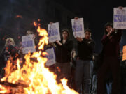 Miles en Argentina exigen justicia por triple feminicidio en las calles Miles en Argentina exigen justicia por triple feminicidio en las calles