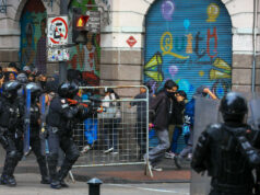Noboa decreta toque de queda nocturno en cinco provincias de Ecuador por protestas Noboa decreta toque de queda nocturno en cinco provincias de Ecuador por protestas