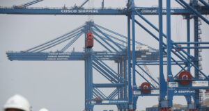 Perú y Emiratos Árabes Unidos negocian un tratado de libre comercio Perú y Emiratos Árabes Unidos negocian un tratado de libre comercio