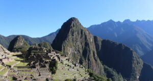 Protestas en vía de tren a Machu Picchu dejan 17 heridos y afectan turistas Protestas en vía de tren a Machu Picchu dejan 17 heridos y afectan turistas