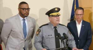 Tres oficiales de policía fallecieron en un tiroteo en Pensilvania Tres oficiales de policía fallecieron en un tiroteo en Pensilvania