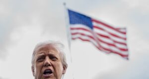 Trump califica a movimiento antifascista de EE.UU. como organización terrorista Trump califica a movimiento antifascista de EE.UU. como organización terrorista