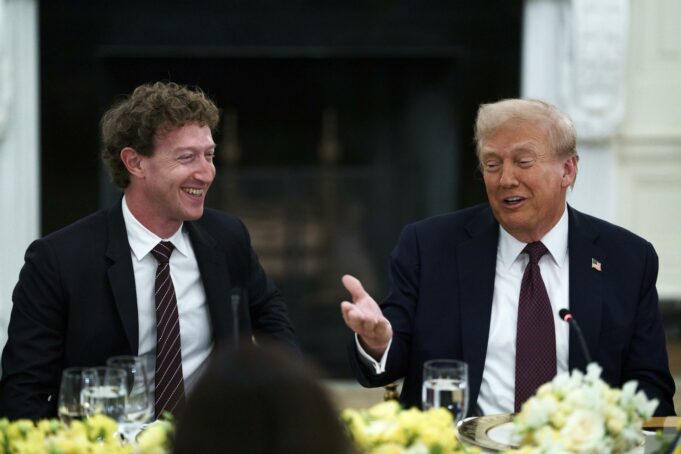 Trump celebra cena con líderes de IA en la Casa Blanca, sin Musk Trump celebra cena con líderes de IA en la Casa Blanca, sin Musk