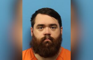 Empleado de la Escuela Cristiana Briarwood arrestado por cargos de pornografía infantil Empleado de la Escuela Cristiana Briarwood arrestado por cargos de pornografía infantil