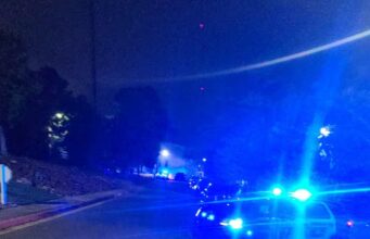 Hombre de 20 años muere a tiros en Birmingham el lunes por la noche Hombre de 20 años muere a tiros en Birmingham el lunes por la noche