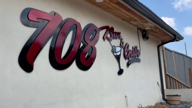 Juez listo para decidir si reabrir el 708 Bar and Grill