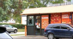 Policía de Anniston realiza arresto en tiroteo de Little Caesars Policía de Anniston realiza arresto en tiroteo de Little Caesars