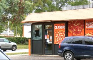 Policía de Anniston realiza arresto en tiroteo de Little Caesars Policía de Anniston realiza arresto en tiroteo de Little Caesars