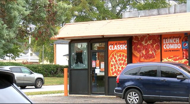 Policía de Anniston realiza arresto en tiroteo de Little Caesars Policía de Anniston realiza arresto en tiroteo de Little Caesars