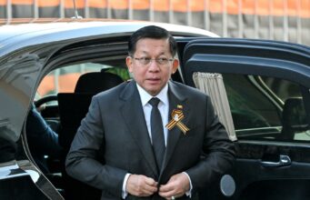 Bombardeo militar en Birmania deja al menos 20 muertos, incluyendo niños, reportan ONGs Bombardeo militar en Birmania deja al menos 20 muertos, incluyendo niños, reportan ONGs