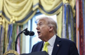 Denuncian al Gobierno Trump por “vigilancia ideológica” de redes sociales de inmigrantes Denuncian al Gobierno Trump por "vigilancia ideológica" de redes sociales de inmigrantes