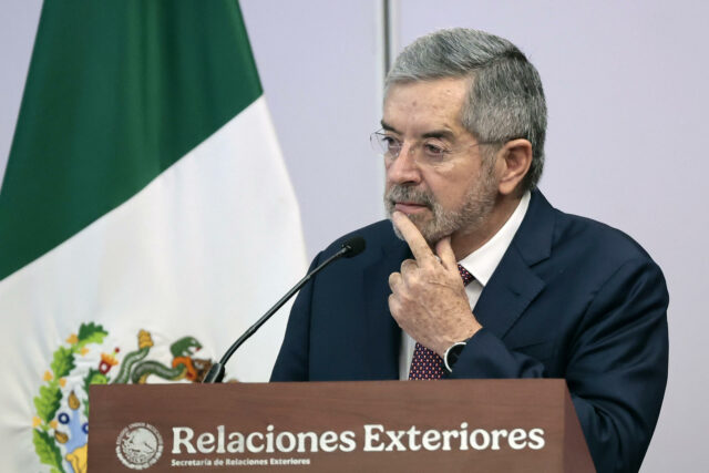 México reporta diez nacionales muertos en operativos o bajo custodia del ICE en EEUU Diez mexicanos murieron en operativos ó custodia del ICE en Estados Unidos