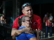 El periodista Mario Guevara, deportado de EE.UU., es recibido por familiares y amigos El periodista Mario Guevara, deportado de EE.UU., es recibido por familiares y amigos
