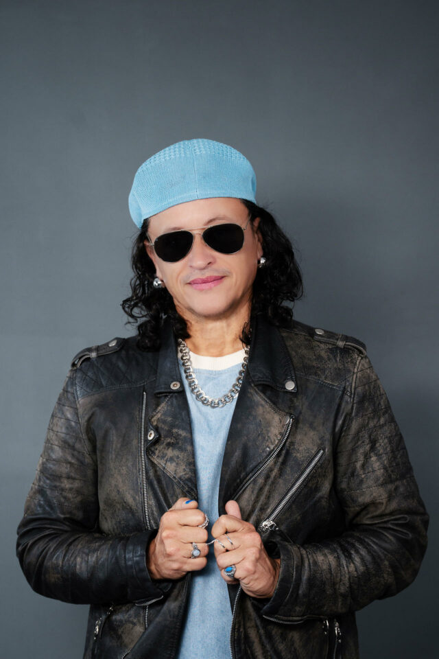 Elvis Crespo será galardonado con el Premio Salón de la Fama en los Billboard Latinos